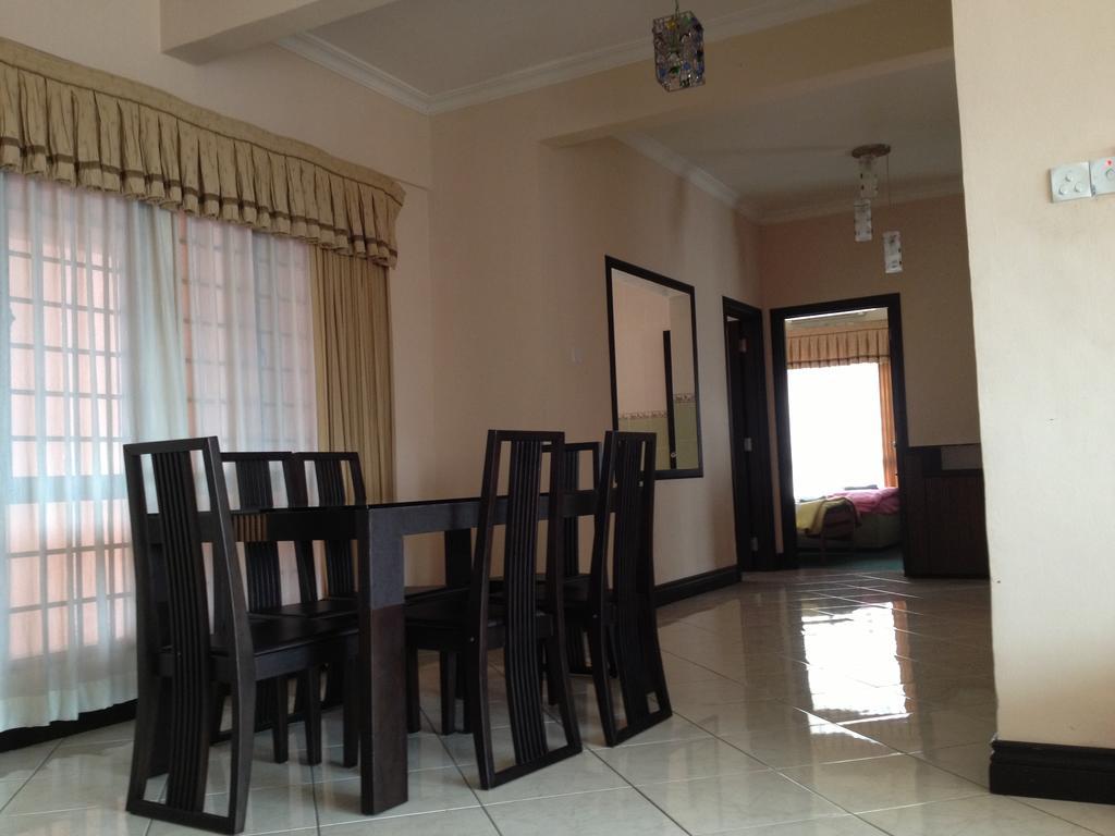 Homestay Marina Court Kota Kinabalu Exterior photo
