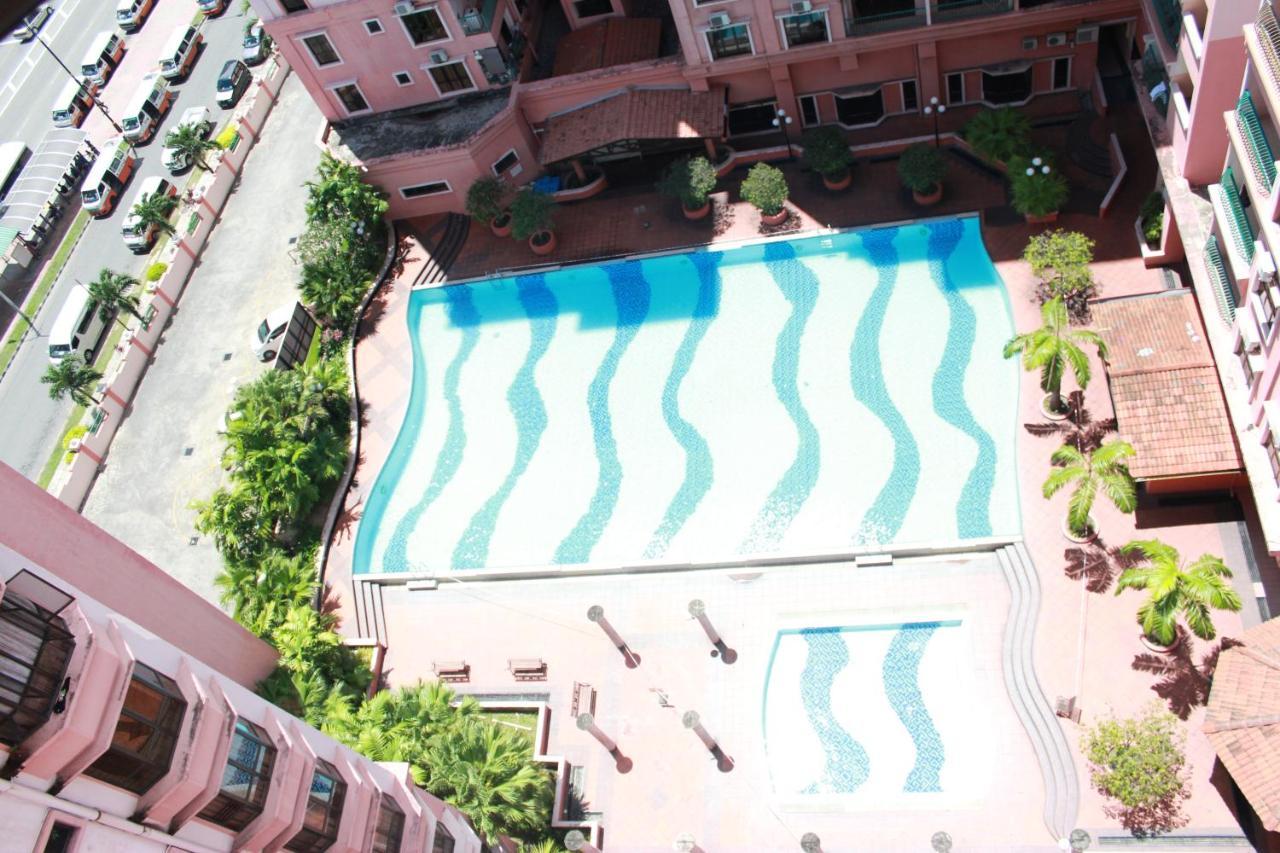 Homestay Marina Court Kota Kinabalu Exterior photo